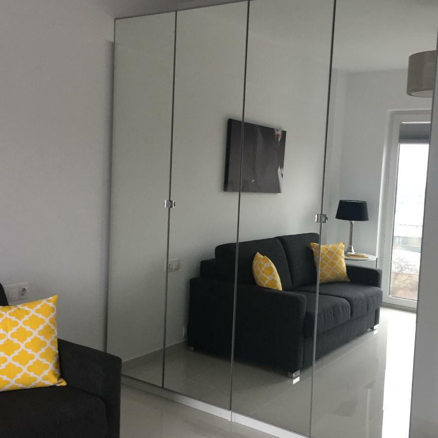 Apartament Francesca Lägenhet Braşov Exteriör bild