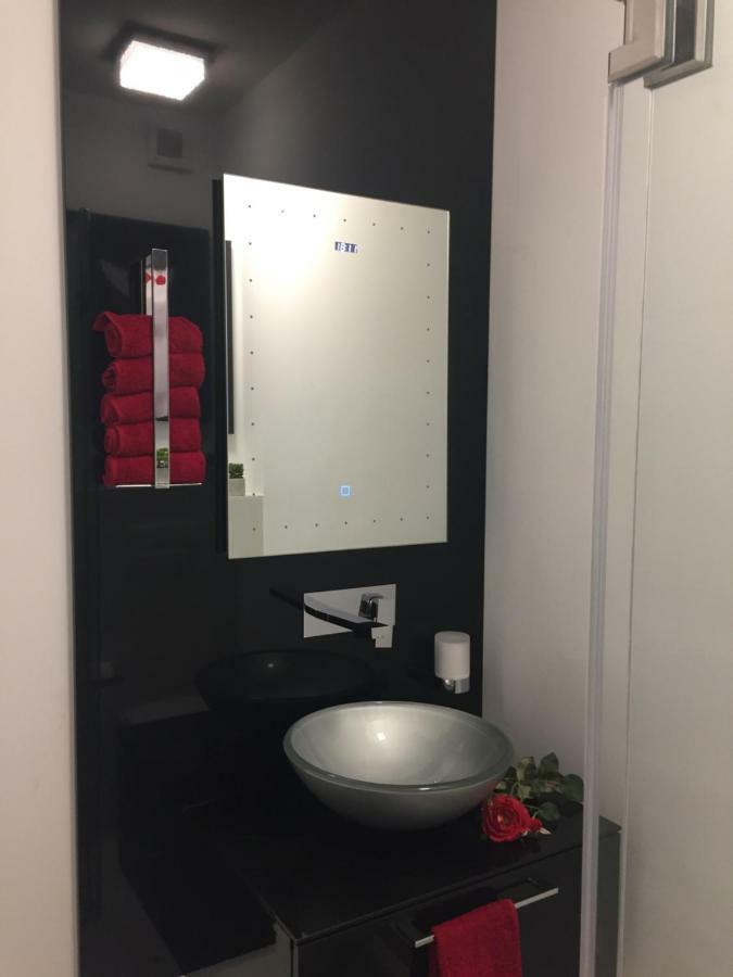 Apartament Francesca Lägenhet Braşov Exteriör bild