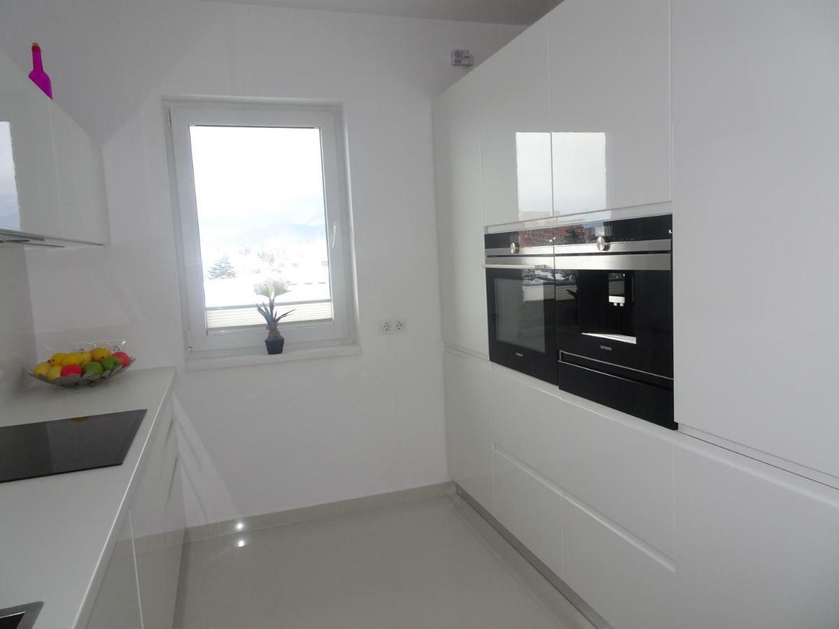 Apartament Francesca Lägenhet Braşov Exteriör bild